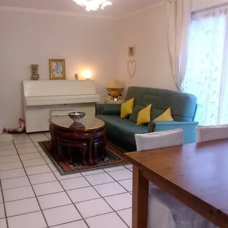 Agreable Maison Fleurie Au Calme Colomiers